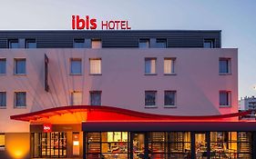 Hotel Ibis Centre  3*